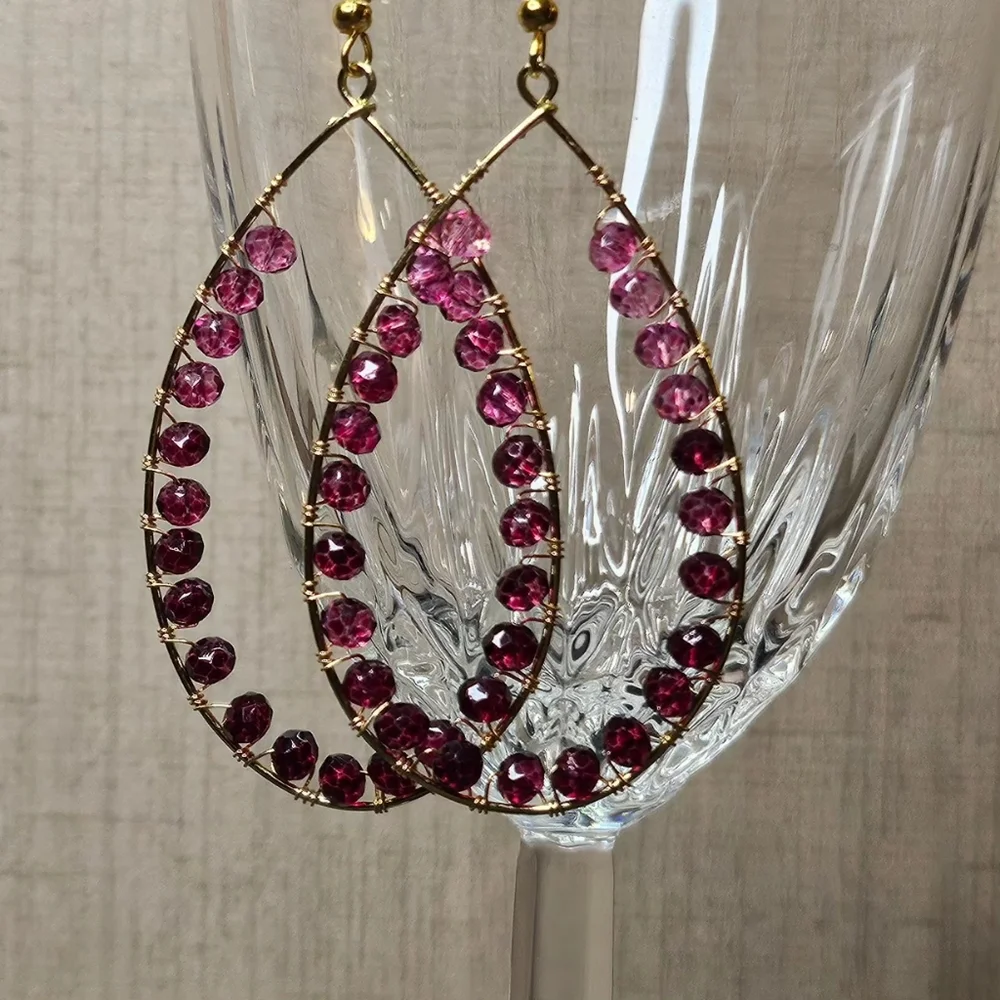 🍇💅 Earrings - Picture 3 of 3